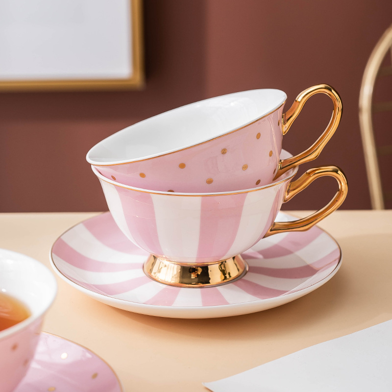 Керамические розовые кофейные  – обзор и цена Coffee Tea And Sugar Set